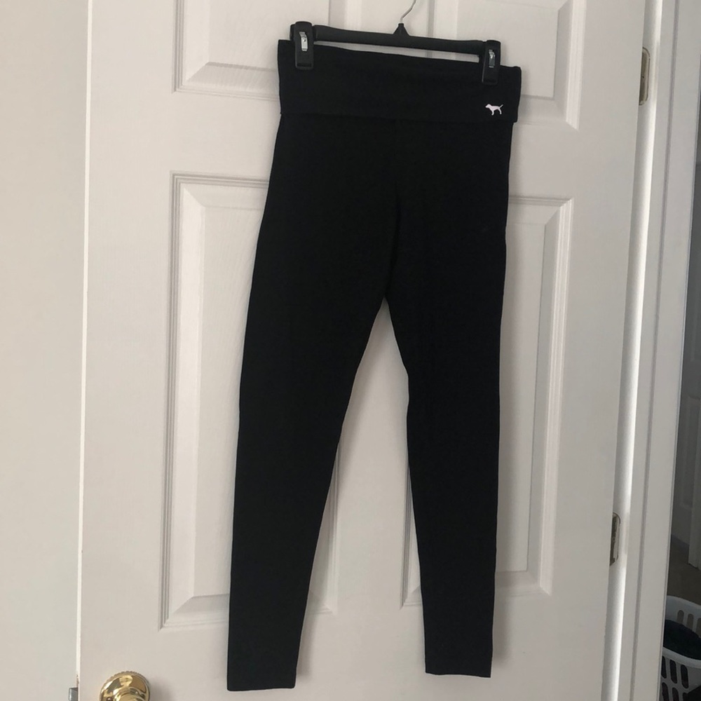 Yoga pants VS